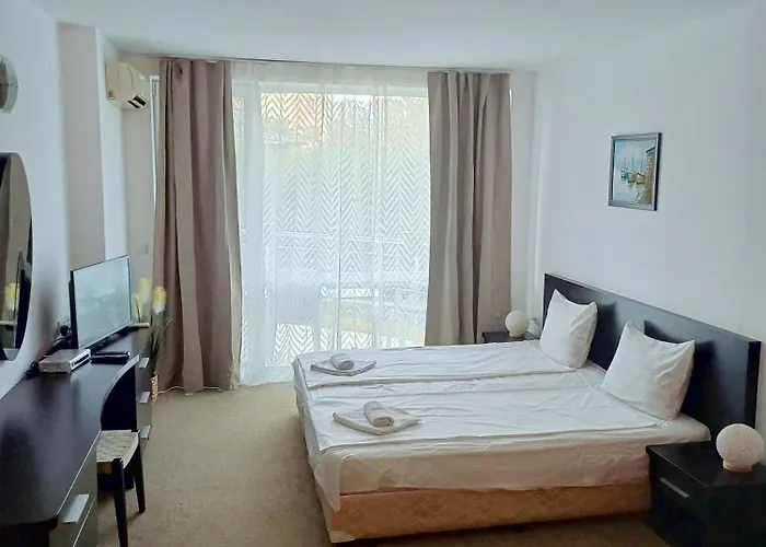 Atlantis D111 Apartment Burgas